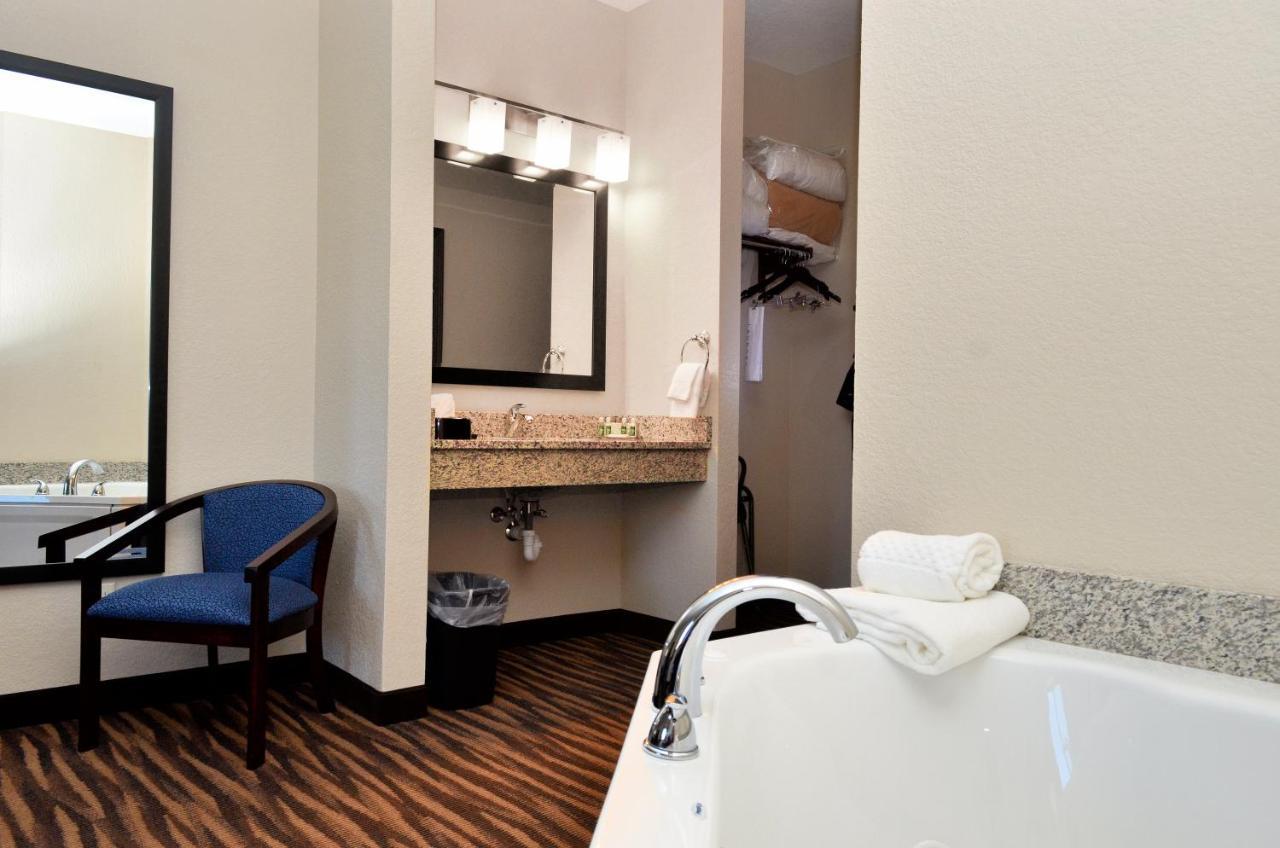 Cobblestone Inn & Suites - Manning Kültér fotó